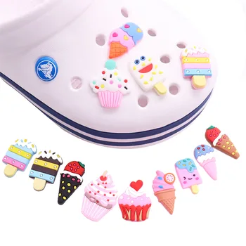 Продажба на едро 50шт Окачване За Обувки Ягодов Сладолед Торта Popsicle PVC Градински Катарами За Обувки, Бижута, Подходящи Croc Jibz Kids X-max Подарък