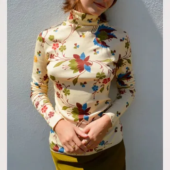 Ретро пуловер с висока воротом и принтом, облегающая еластична базова риза, дамски блузи