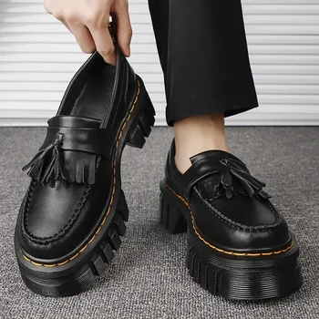 2023 Луксозни Дизайнерски дамски обувки на платформа с кръгло бомбе и дебела подметка Мързел Обувки Женски тънки обувки от естествена кожа в британския стил, увеличаване на растежа.